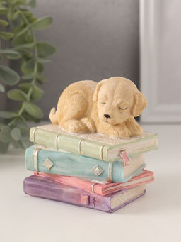 Фигурка полистоун «Щенок спит на книгах», 9×7×8.5 см