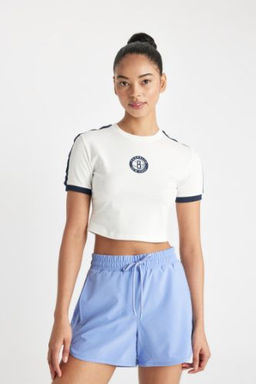 DeFactoFit NBA Brooklyn Nets Crop Bisiklet Yaka K?sa Kollu Tisort