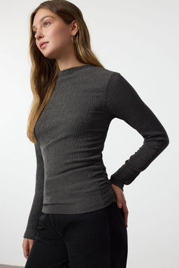 Antrasit Dik Yaka Buzgu/Drape Detayl? Regular/Normal Kal?p Orme Bluz TWOAW25BZ00221