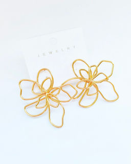 Стильные серьги