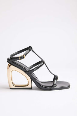 Siyah Gold Topuk Detayl? 8,5 cm Kad?n Klasik Topuklu Ayakkab? TAKSS26TO00030