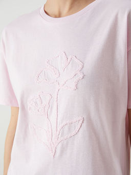 Bisiklet Yaka ?i?ekli Kad?n Ti??rt