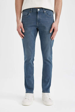 Джинсовые брюки скинни Carlo очень узкого кроя с нормальной талией и очень узкими штанинами