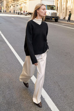 PLAIN KNIT V-NECK JUMPER - Zara фото 6