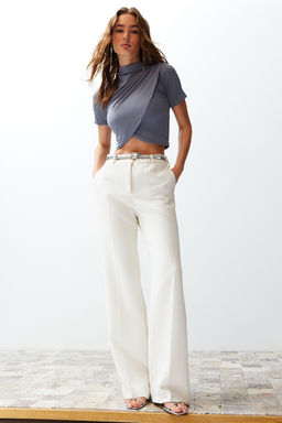 Gri Dik Yaka K?sa Kollu Drapeli Crop Bluz Orme Bluz TWOSS24BZ00422