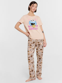 Пижама женская бежевая с принтом monsters cookies бежевый +персонажи на бежевом 592511