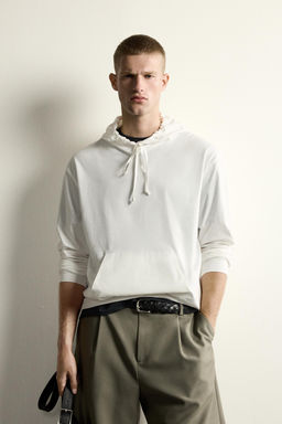 SUDADERA LIGERA CAPUCHA COMBINADO / Blanco - Zara фото 2