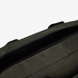 Сумка спортивная на молнии, 3 наружных кармана, длинный ремень, цвет зелёный - Simaland фото 4