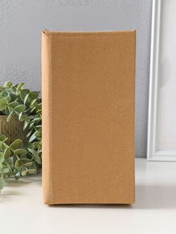 Бюст полистоун «Девушка с белым цветком, в клетчатом наряде», бело-золотой, 11×11×20 см