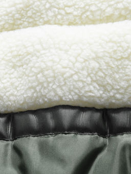 Парка зимняя подростковая для девочки с капюшоном и мехом темно-зеленого цвета 9536TZ - Valianly фото 20