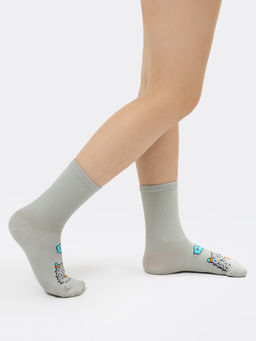 Цена за 5 пар! Носки детские классические в светло-оливковом оттенке с рисунком монстрика