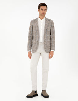 Бежевые джинсовые брюки узкого кроя