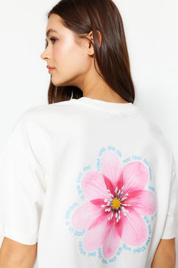 TRENDYOLMILLA Limited Edition Tas %100 Pamuk S?rt Bask?l? Relaxed/Genis Rahat Kesim Orme T-Shirt TWOSS23TS00374 фото 5