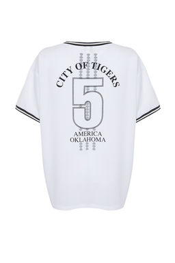 TRENDYOLMILLA Pembe Slogan Bask?l? Oversize/Genis Kesim V Yaka Orme T-Shirt TWOSS24TS00112 фото 9