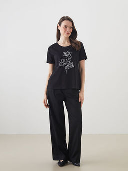 Bisiklet Yaka ?i?ekli Kad?n Ti??rt