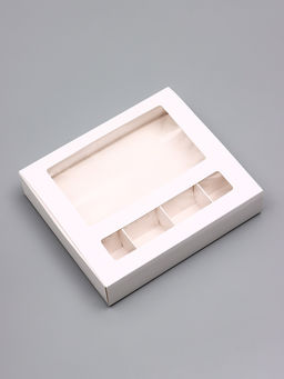 Цена за 2 шт. Коробка для 4 конфеты и шоколадку, 17.7×15.7×3.85 см Кондитерская упаковка