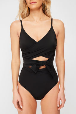 TRENDYOLMILLA Siyah Kruvaze Baglamal? Regular Mayo TBESS24MA00062  фото 4