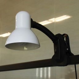 Светильник настольный на прищепке белый / 108BXIAO-1 / Ex27 /уп 70/ - ГалеонТрейд фото 2