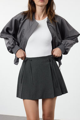 Koyu Antrasit Plise ve Kurdele Detayl? Mini Boy Dokuma Etek TEDAW25ET00012