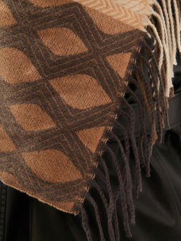 в составе шерсть Большой, мягкий, теплый двусторонний палантин с принтом. - Tantino фото 6