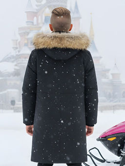 Парка зимняя подростковая для мальчика с капюшоном и мехом черного цвета 9535Ch - Valianly фото 26