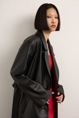 Тренч прямого силуэта из экокожи