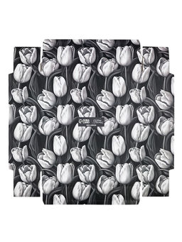 Коробка для цветов с вазой и пластиковыми окнами складная «Чёрно-белая эстетика», 23×30×23 см