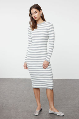 Gri Midi Triko Basic Cizgili Elbise TWOAW23EL00018