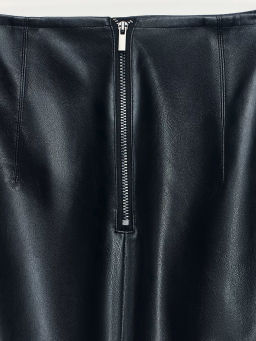 Юбка миди из искусственной кожи / Zarina