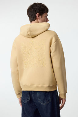 TRENDYOL MAN Antrasit Oversize/Genis Kesim S?rt? Nak?s Detayl? Kapusonlu Sweatshirt TMNAW25SW00142 - Trendyolmilla фото 65