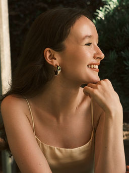 Серьги пластик Волны кольца, цвет золото - Qf фото 4