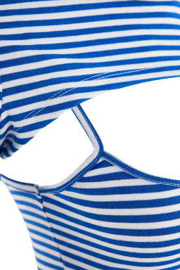 Mavi _izgili Fitted 2 Par_al_ Pencere Detayl_ Fitted Crop Esnek _rme T-Shirt TWOAW27TS00031 - Trendyolmilla фото 7