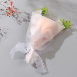 Цена за 2 шт. Мини-букет из мыльных лепестков для ванны «Роза-шампань с зеленью», подарочный, 13 см