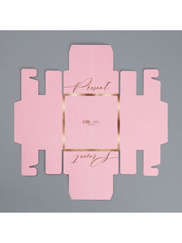 Цена за 5 шт. Коробка для конфет, кондитерская упаковка, 4 ячейки, Present, 10.5?10.5?3.5 см