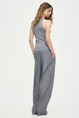 Top sin mangas embellecido con cuentas - H&m фото 4