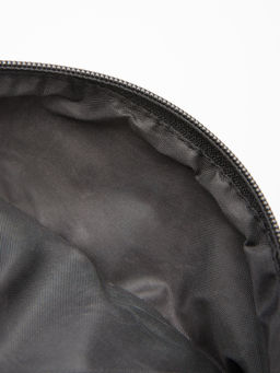 V48 401 213 Сумка поясная