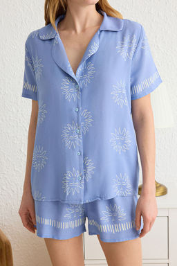 Trendyolmilla Ekru-Lacivert Gunes Desenli Viskon Sortlu Dokuma Pijama Tak?m? THMSS24PT00009  фото 34