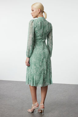 TRENDYOLMILLA Camel Dik Yakal? Etegi Volanl? Sifon Dokuma K?sl?k Elbise TWOAW20EL1313 фото 63