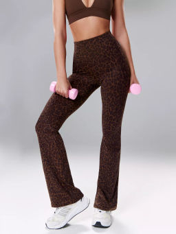 Спортивные брюки клеш LEO