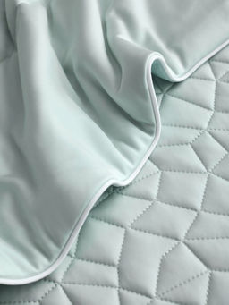 Одеяло Mency Tencel с наматрасником с наволочками ODMNAMT04