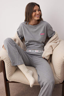 Gri Melanj Kalp Nak?sl? Slogan Bask? Lastikli Orme Pijama Tak?m? THMAW26PT00015 - Trendyolmilla фото 2