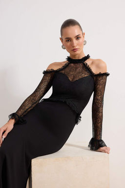 Siyah Dantel Maxi Abiye & Mezuniyet Elbisesi TPRSS26AE00028