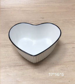 Салатник сердце 17х16х5 см / WT-38 /уп 14/