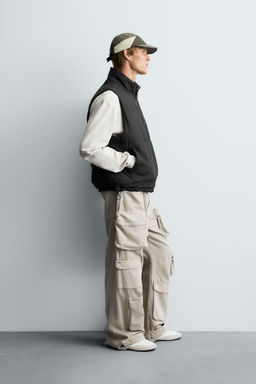 RUBBERISED PUFFER GILET - Zara фото 4