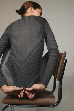 TOP RIB LANA 100% / Gris