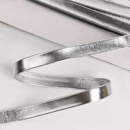 Косая бейка, кожзам, 8 мм, 10±1 м, цвет серебряный
