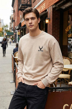 Bej Oversize/Geni_ Kesim Uzun Kol Hayvan Nak__l_ Sweatshirt TMNAW24SW00164