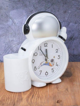 Часы-будильник с подставкой для канцелярии Astronaut, white (14,5х14 см)