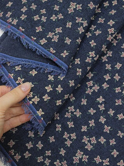 Плательный хлопок Россыпь четырехлистников на джинсово-синем меланже, ш.1.55м, хл-90%, вискоза-10% - Купава фото 2