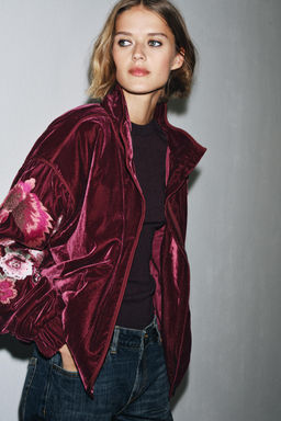 EMBROIDERED VELVET PUFFER JACKET - Zara фото 2